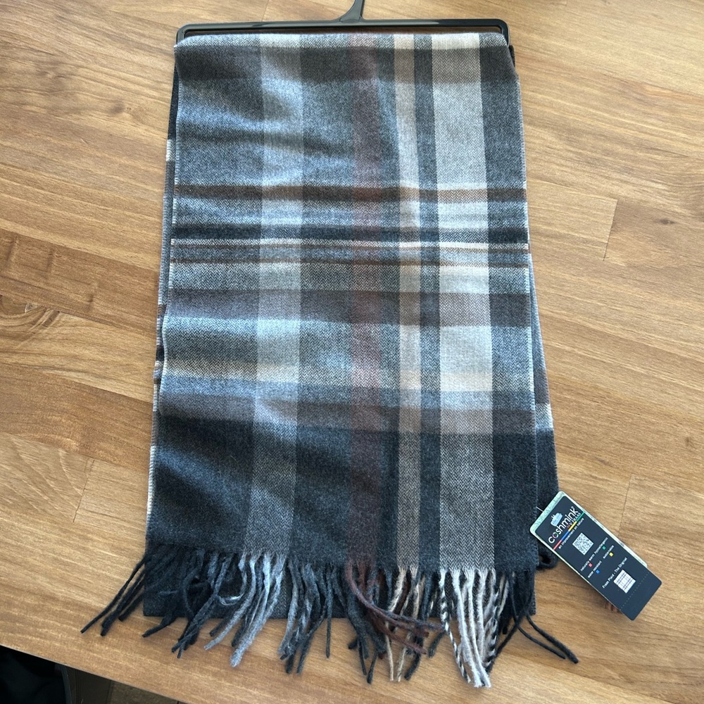 Men’s Plaid Scarf